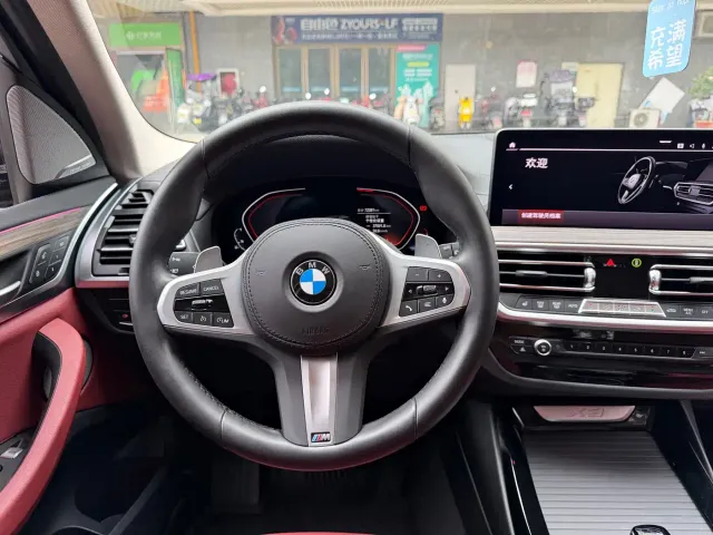 BMW X3 — Фото автомобиля 9