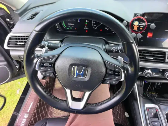 Honda Accord — Фото автомобиля 15