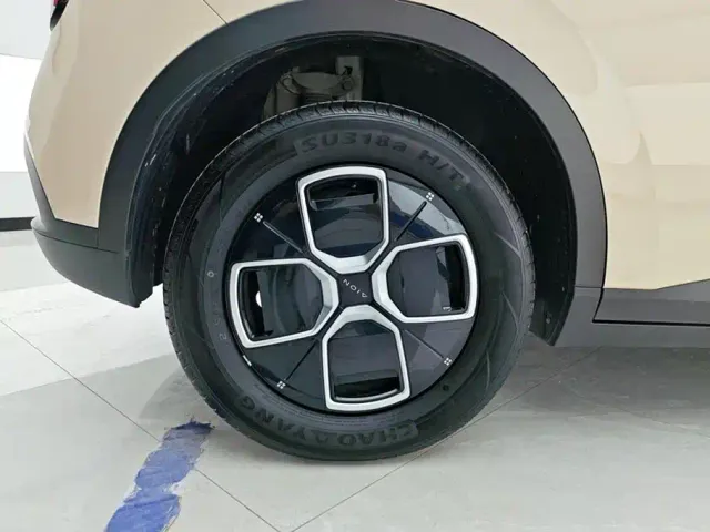 GAC Aion UT — Фото автомобиля 6