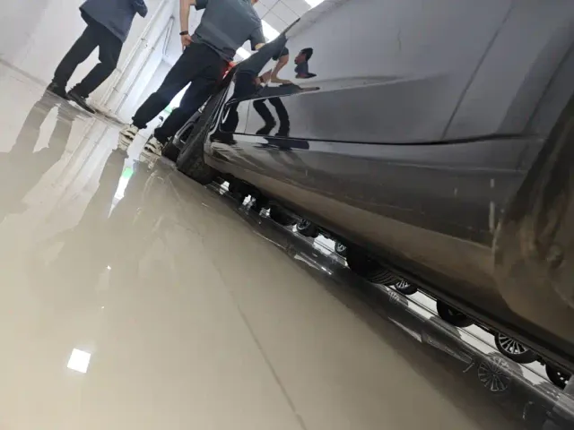 Tesla Model 3 — Фото автомобиля 20