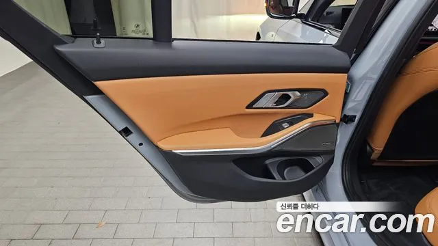 BMW 3-Series 3 серия (G20) 320i M Sport — Фото автомобиля 20