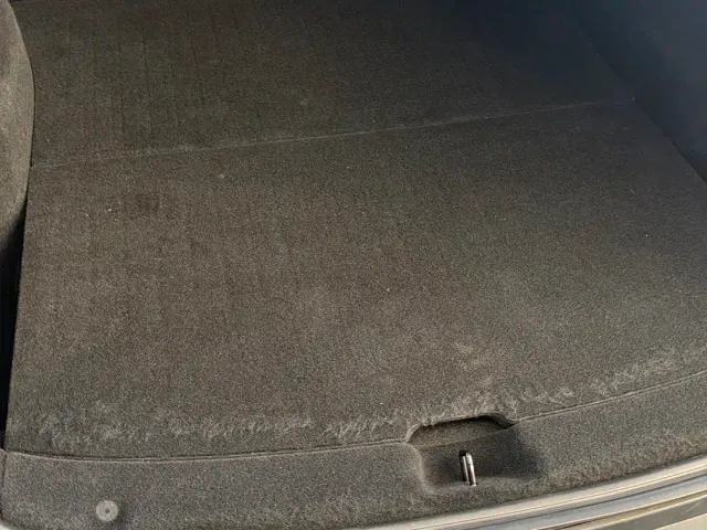 Tesla Model Y — Фото автомобиля 14