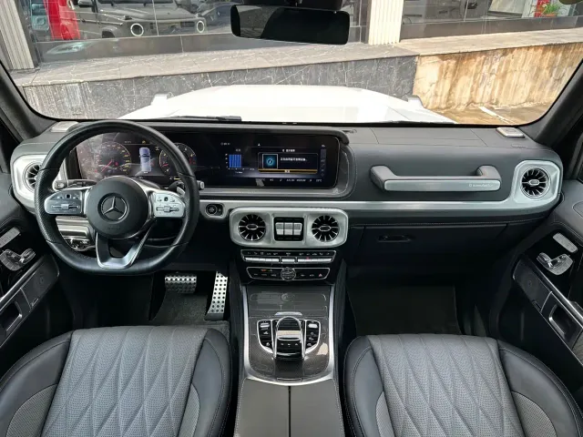 Mercedes-Benz G-Class — Фото автомобиля 14