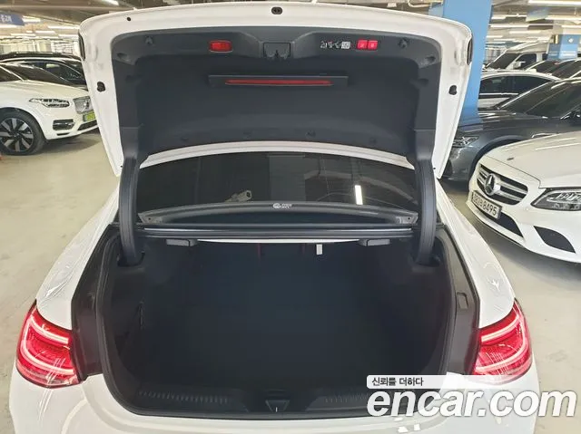 Mercedes-Benz CLS-Class — Фото автомобиля 16
