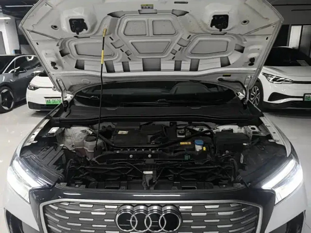 Audi Q4 e-tron — Фото автомобиля 19