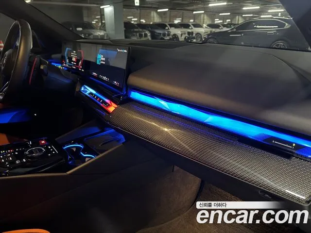 BMW M5 G90 — Фото автомобиля 14