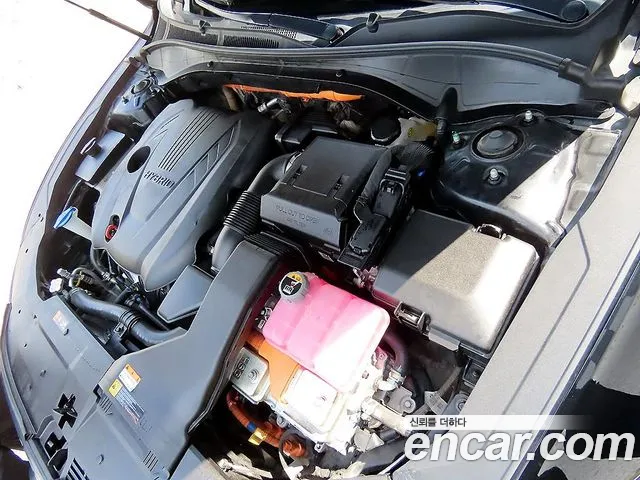 Hyundai Grandeur Grandeur (New) Hybrid — Фото автомобиля 19