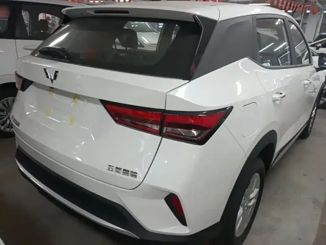 Wuling Xingchi — Фото автомобиля 6