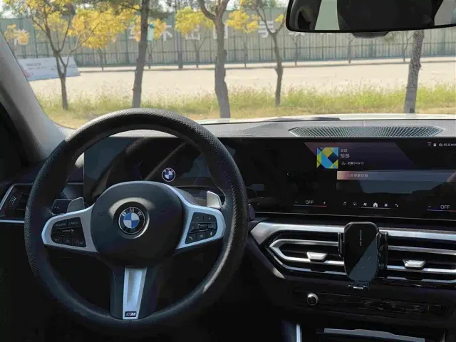 BMW 3 Series — Фото автомобиля 7