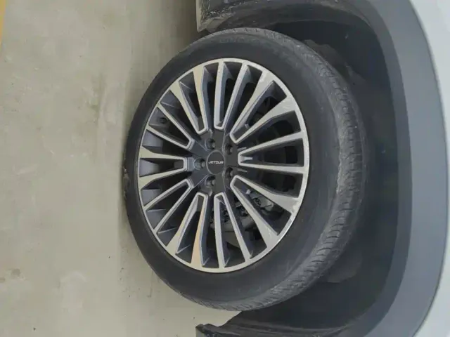 Jetour X90 — Фото автомобиля 6