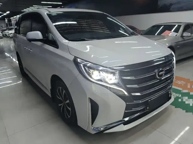 GAC Trumpchi M8 — Фото автомобиля 3