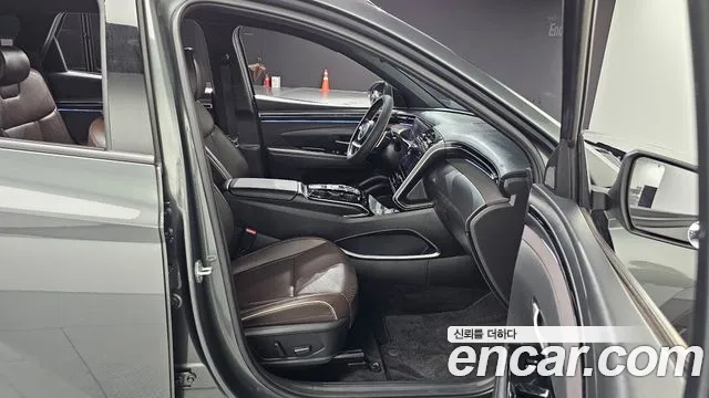 Hyundai Tucson Tucson (NX4) Дизель 2.0 2WD — Фото автомобиля 26