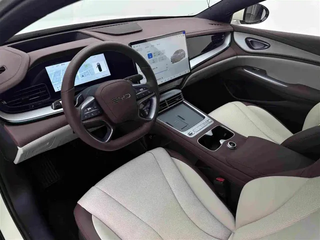 BYD Seal 07 DM-i — Фото автомобиля 15