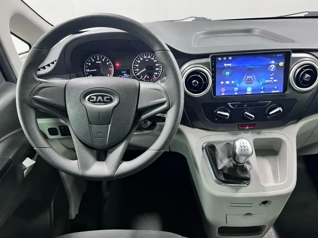 JAC Refine JAC Refine M3 2022 PLUS Maker Edition 1.5T Luxury Model — Фото автомобиля 4
