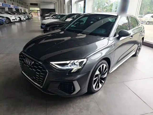 Фотография автомобиля — Audi A3