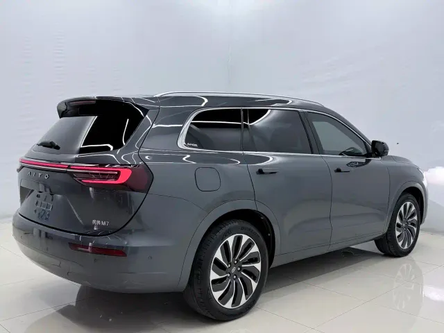 Aito M7 — Фото автомобиля 16