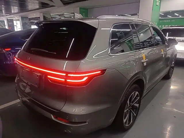 Li Auto ONE — Фото автомобиля 6