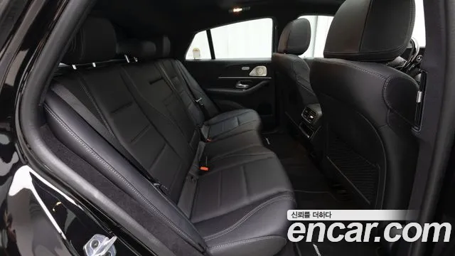 Mercedes-Benz GLE-Class — Фото автомобиля 10