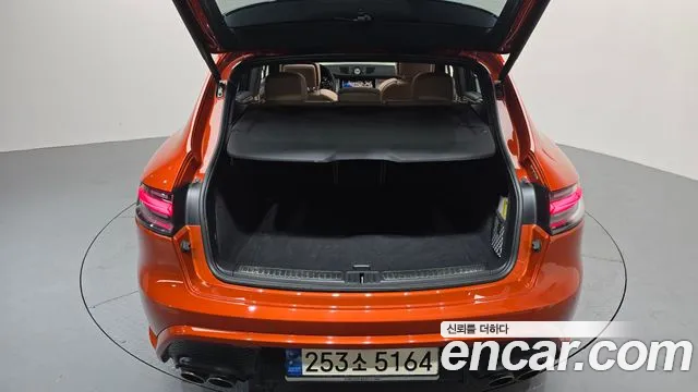 Porsche Macan — Фото автомобиля 17