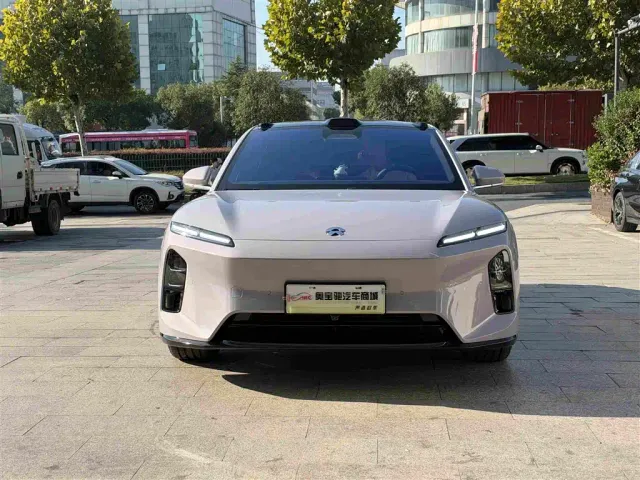Nio ET5 — Фото автомобиля 2