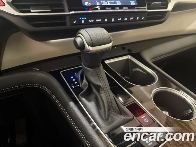 Toyota Sienna Generation 4 — Фото автомобиля 9