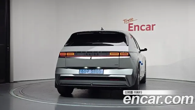 Hyundai Ioniq 5 — Фото автомобиля 4