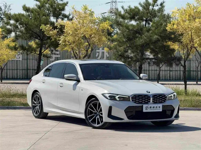 BMW 3 Series — Фото автомобиля 3