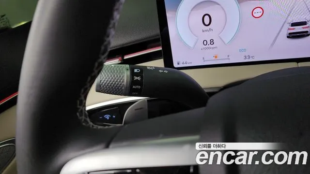 Genesis GV70 2.5T Бензин 2WD — Фото автомобиля 19