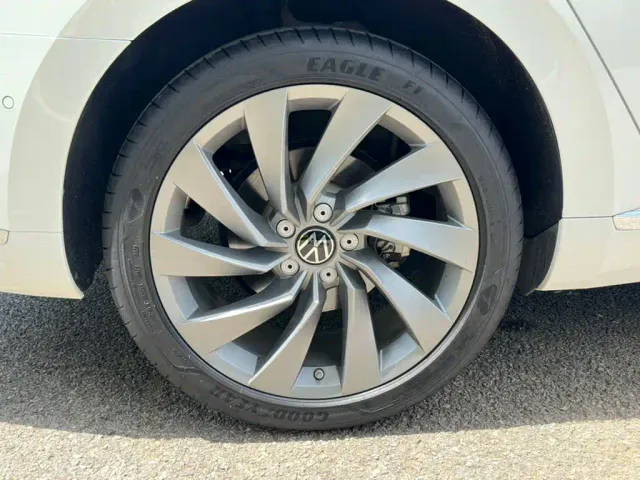 Volkswagen CC — Фото автомобиля 12