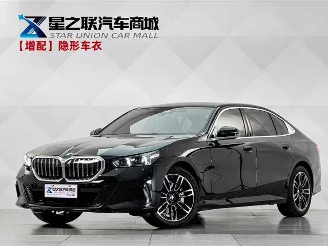 Фотография автомобиля — BMW 5 Series
