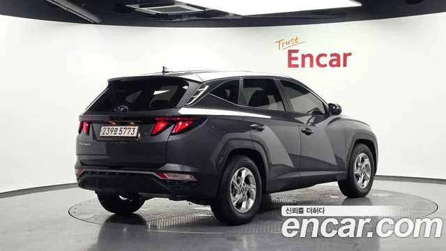 Hyundai Tucson Tucson (NX4) Дизель 2.0 2WD — Фото автомобиля 2