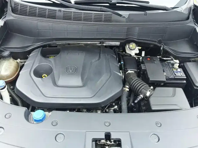 Changan CS35 Plus — Фото автомобиля 10