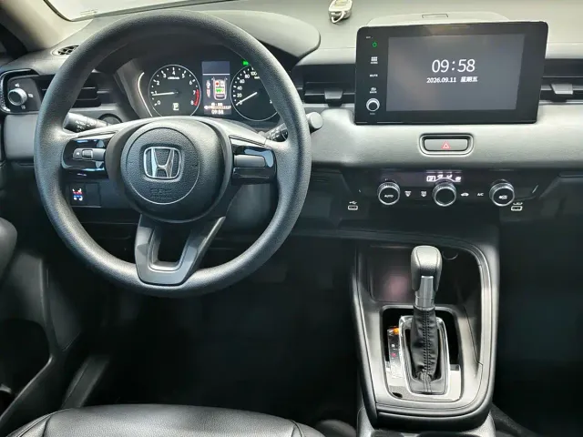 Honda Vezel — Фото автомобиля 11