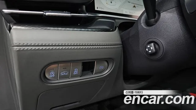 Genesis G90 Бензин 3.5 турбо AWD — Фото автомобиля 17