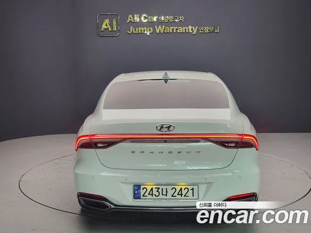 Hyundai Grandeur New — Фото автомобиля 4
