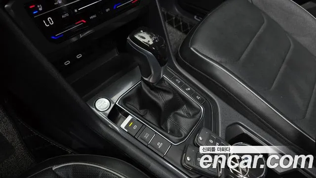 Volkswagen Tiguan — Фото автомобиля 9