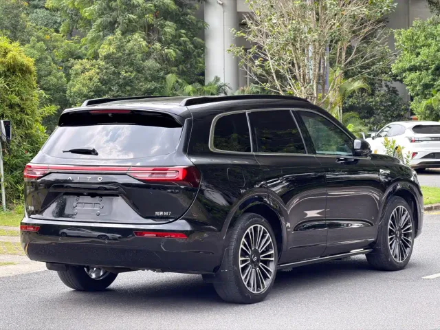 Aito M7 — Фото автомобиля 6