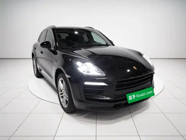 Porsche Macan — Фото автомобиля 3