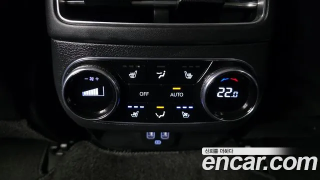 Genesis GV70 2.5T Бензин AWD — Фото автомобиля 19