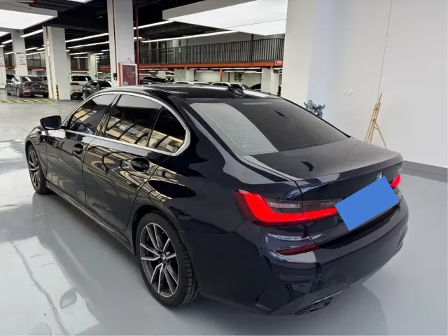 BMW 3 Series — Фото автомобиля 15