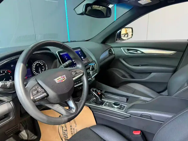 Cadillac CT5 — Фото автомобиля 11
