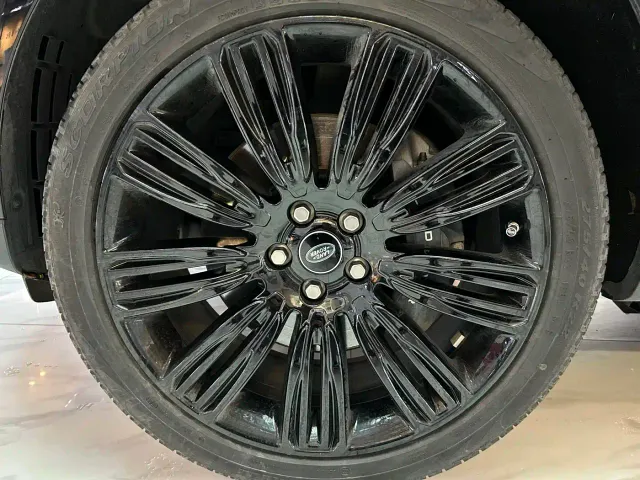 Land Rover Range Rover — Фото автомобиля 23