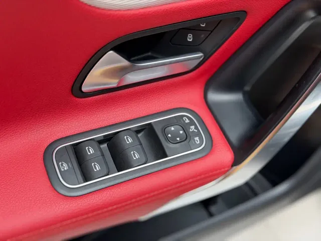 Mercedes-Benz A-Class AMG — Фото автомобиля 12
