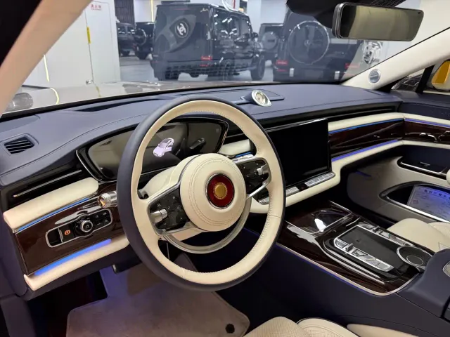 Hongqi Guoya — Фото автомобиля 7