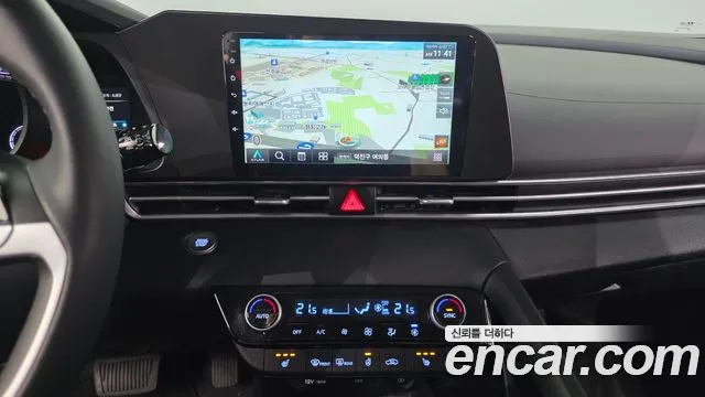 Hyundai Avante CN7 — Фото автомобиля 13