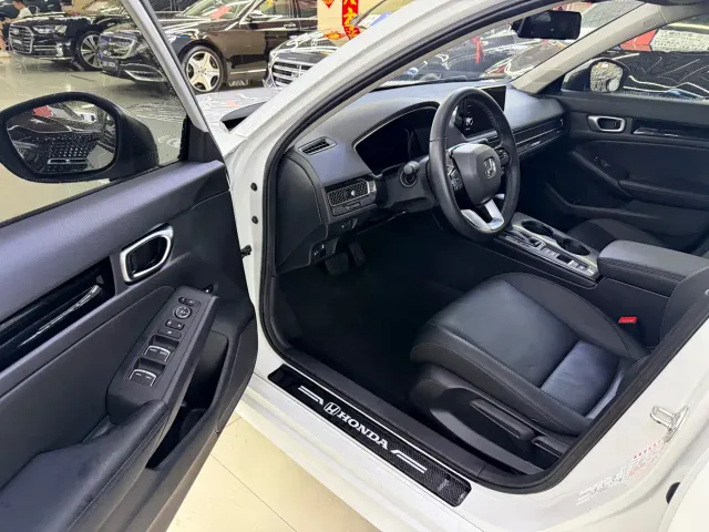 Honda Civic — Фото автомобиля 12