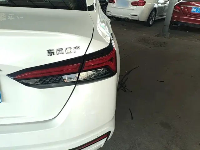 Nissan Teana — Фото автомобиля 23