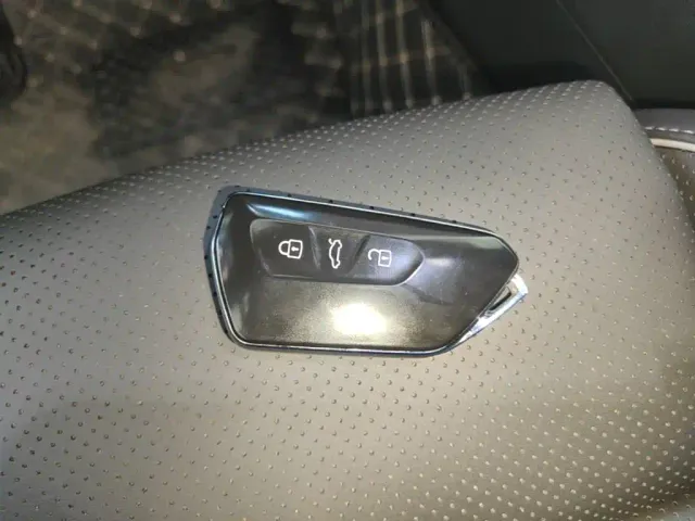 Volkswagen Passat — Фото автомобиля 8