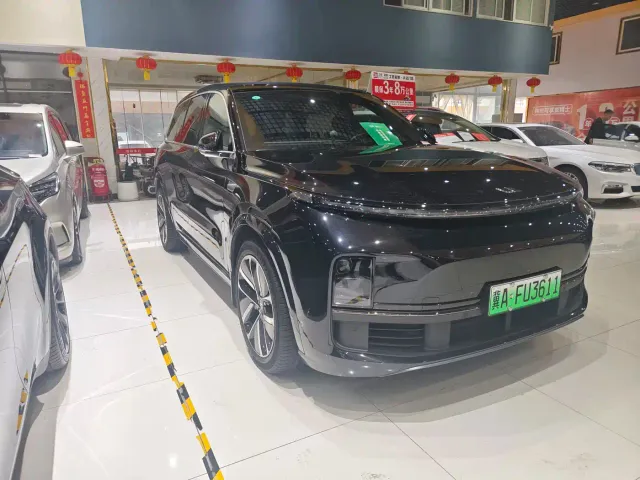 Li Auto L9 — Фото автомобиля 3
