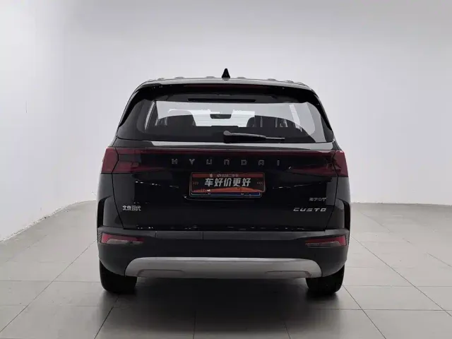 Hyundai Custo — Фото автомобиля 4